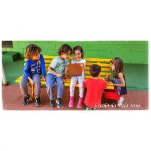 A turma do Jardim II chegou e na escola rimou