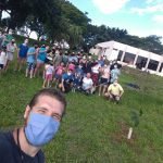 Rompendo o muro da escola...